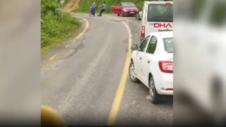 Boşanma aşamasındaki eşini kaçırmaya çalıştı