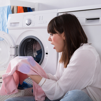 Temizlik yapanların korkulu rüyası: Çamaşır suyu lekesi nasıl çıkar?