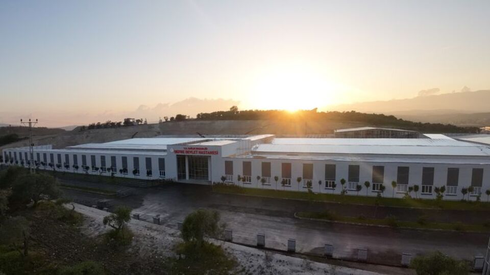 Hatay'da inşa edilen Defne Devlet Hastanesi açıldı