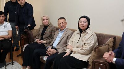 248'inci saatte kurtarılan Aleyna'ya ziyaret