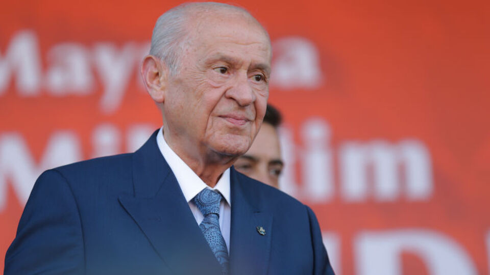 Bahçeli'den parlamenter sistem eleştirisi