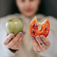 Aç kalarak zayıflamak doğru bir yöntem mi?