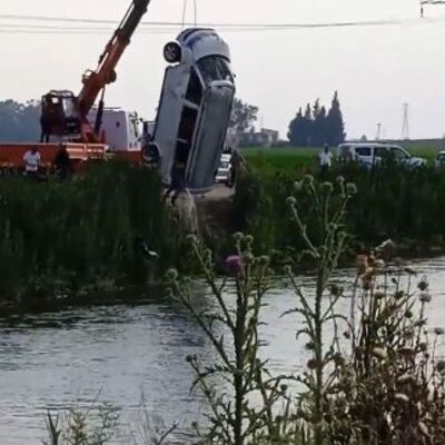 Korkunç olay! Minibüste 3 kişi vardı!