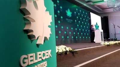 Gelecek Partisi'nden 11 istifa