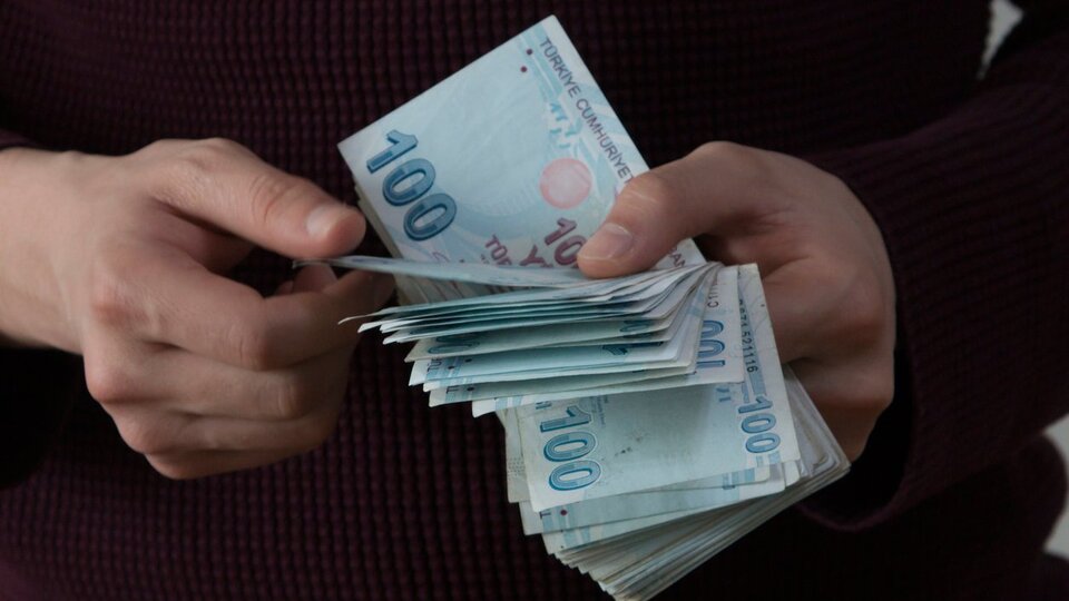 Brüt maaşlarda yüzde 119'luk artış