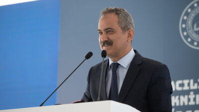 Bakan Özer: Öğretmenlerin yıl sonu mesleki çalışmaları, uzaktan eğitimle yapılacak