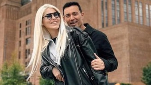 Nikâh Roma'daydı kutlama Londra'da