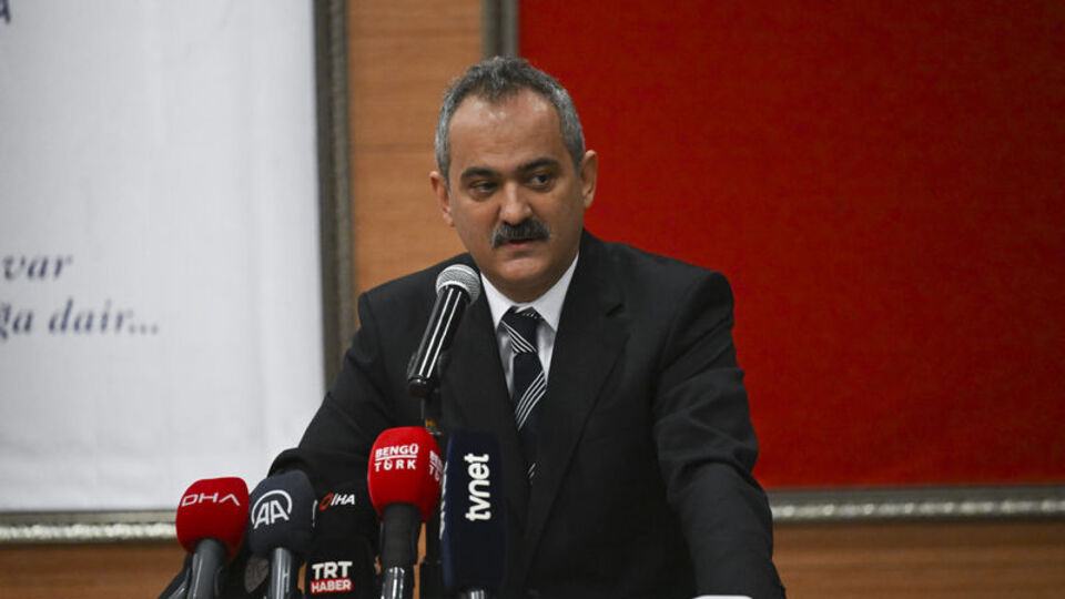 MEB, Bursluluk Sınavı'nda deprem bölgesindeki 30 bin öğrenci için ilave kontenjan açtı