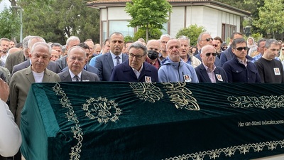 Gazeteci Sanlı Ergin'e gözyaşlarıyla veda