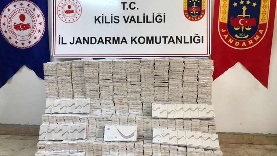 Kilis'te gümrük kaçağı sigara ele geçirildi