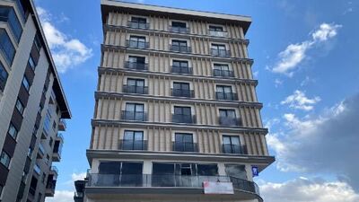 Rezidansın balkonundan düşen hemşire öldü