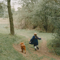 Köpeğinizin sizi takip etmesinin 3 sebebi