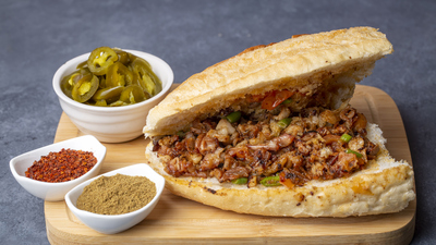 Kokoreç nedir, neyden yapılır?