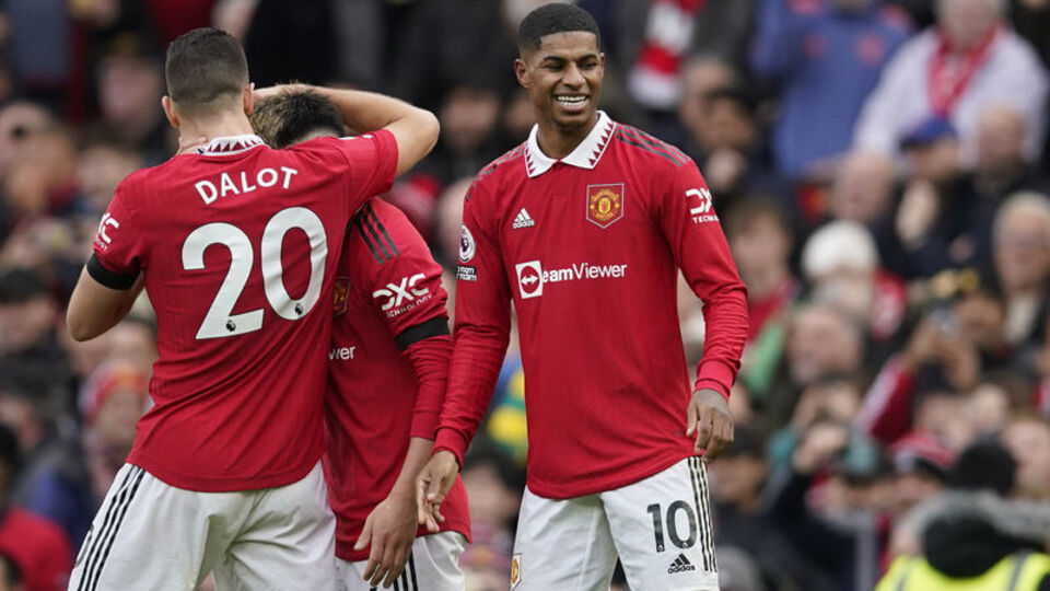 Manchester United, Chelsea'yi dağıttı!