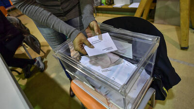 İspanya pazar günü sandığa gidecek