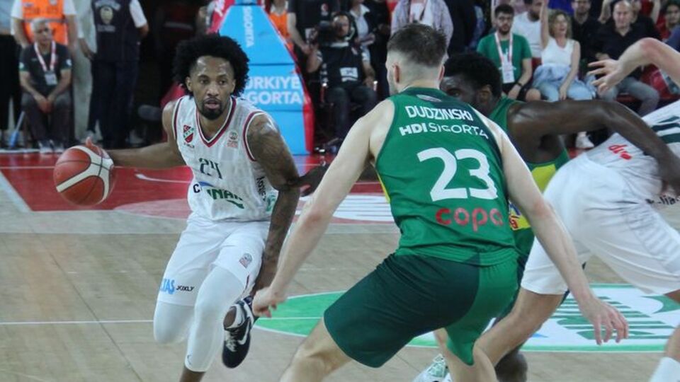 Nefes kesen maçta kazanan P.Karşıyaka