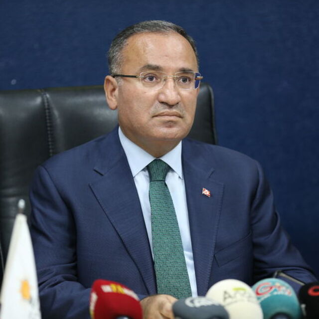Bozdağ: Öcalan ile hiçbir görüşme yapılmadı