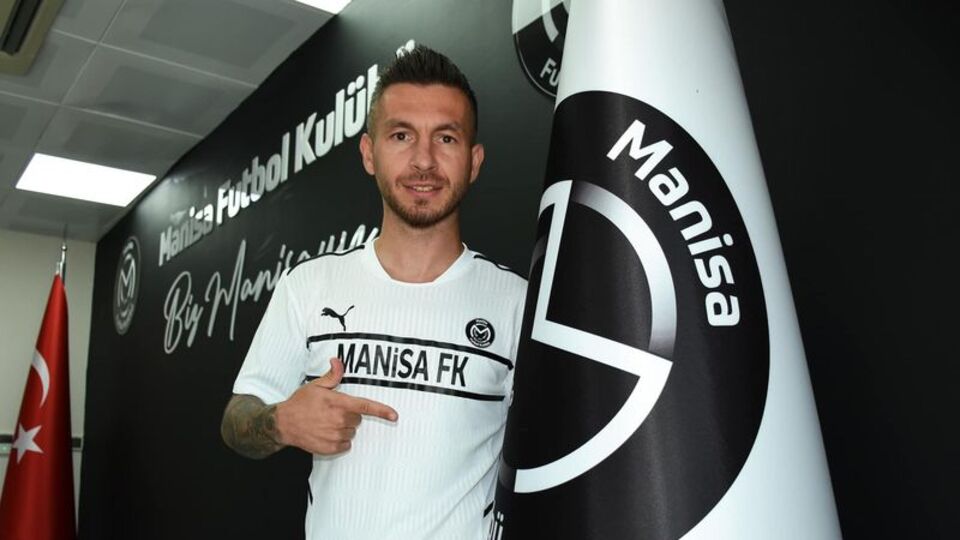 Adem Büyük, Manisa FK'dan ayrıldı