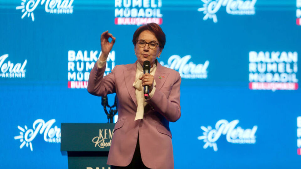 "Helal oylarınızla bu iktidarı değiştirmenizi istiyorum"