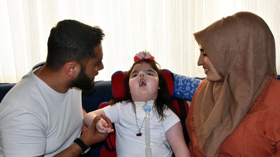 SMA'lı Yaren'in kampanyası tamamlandı! Tedavi için Dubai'ye gidiyor