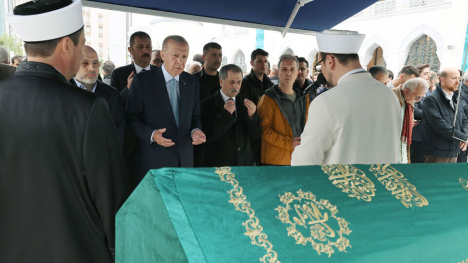 Cumhurbaşkanı Erdoğan, Engin Ardıç'ın cenaze törenine katıldı