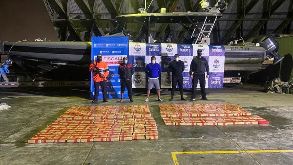 Kolombiya'da kamyonda 843 kilo kokain ele geçirildi