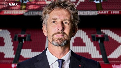 Edwin van der Sar, Ajax'tan ayrılıyor