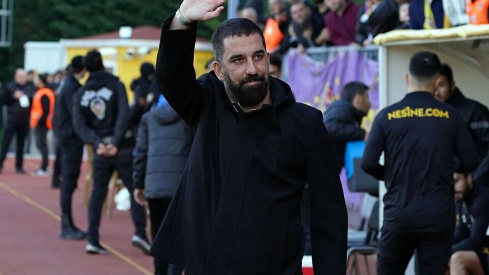 Arda Turan'dan Cimbom'a tebrik