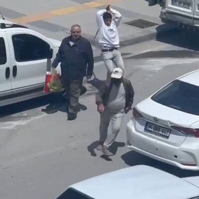 Katilin başına demir çubukla vurdu!