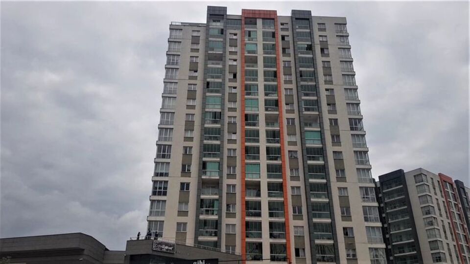 Anne babalar dikkat! Alper 2 yaşındaydı! 12. kattan düştü!