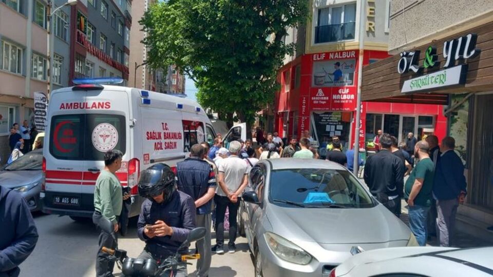 Balıkesir'de iki aile arasında silahlı kavga: 7 yaralı