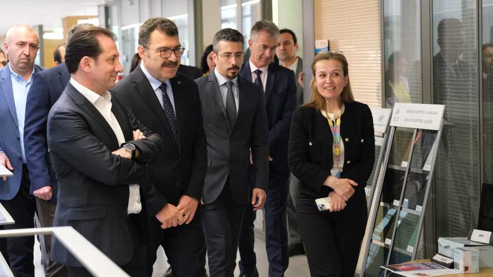 TÜBİTAK Başkanından Şişecam'a ziyaret