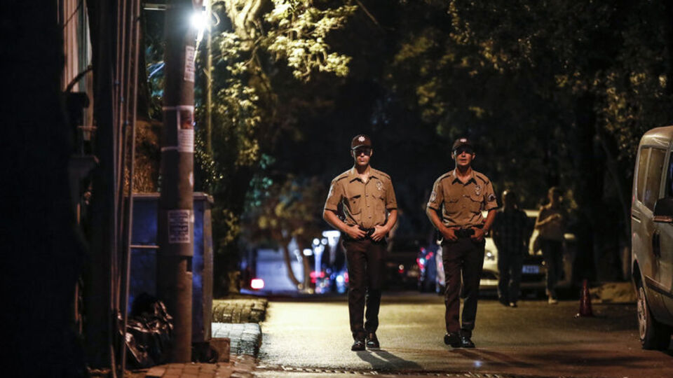 Bekçilerin 'elle kontrol' düzenlemesine iptal