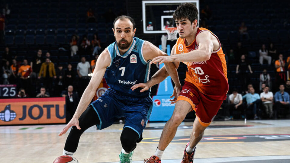 Türk Telekom yarı finalde!