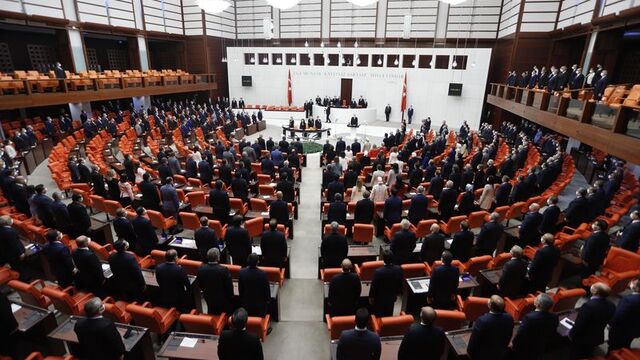 Meclis açılıyor!