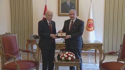 Bahçeli Meclis Başkanlığı görevini aldı