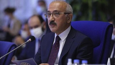 Lütfi Elvan kimdir?