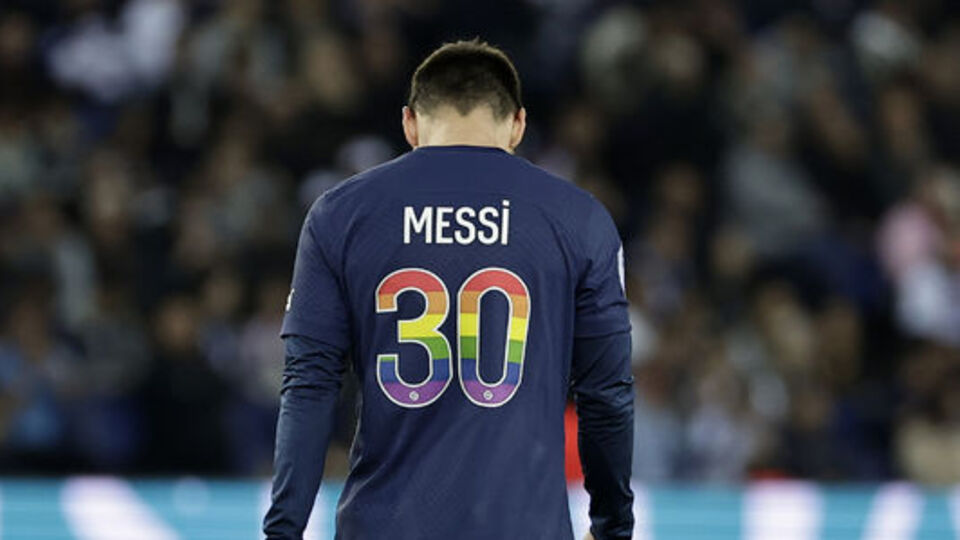 Ve Messi resmen gitti!