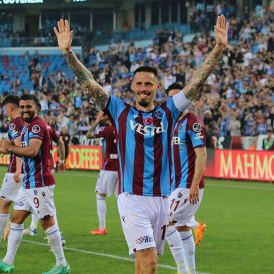 Hamsik'e 5 gollü veda!