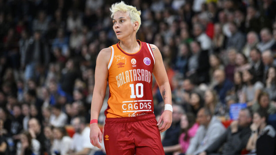 Işıl Alben basketbol kariyerini noktaladı