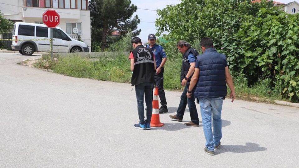 Silahlı saldırıya uğrayan kadın yaralandı