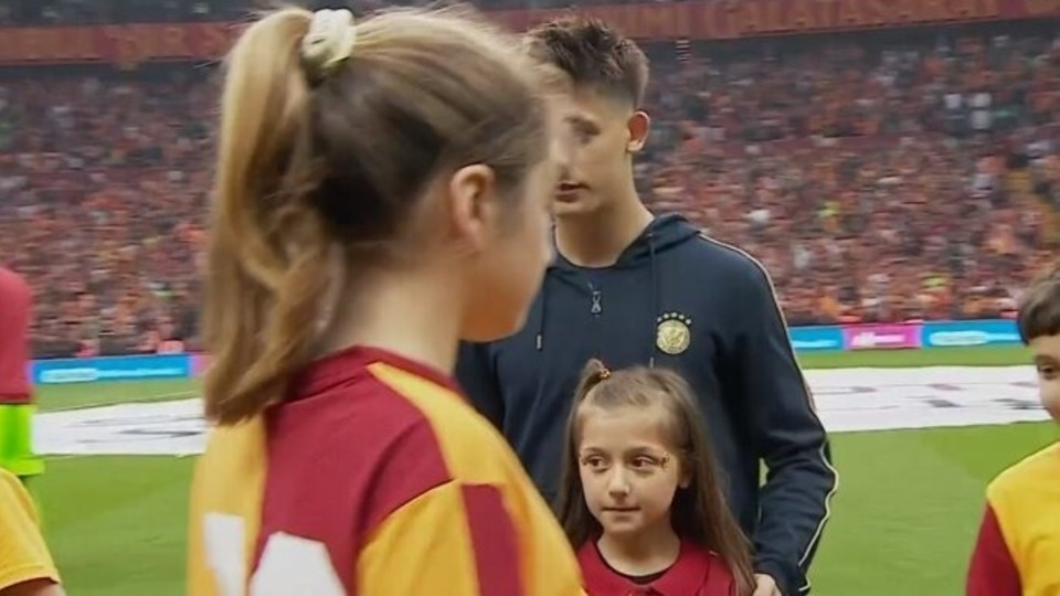 Fenerbahçe'den 5 yıldız göndermesi!