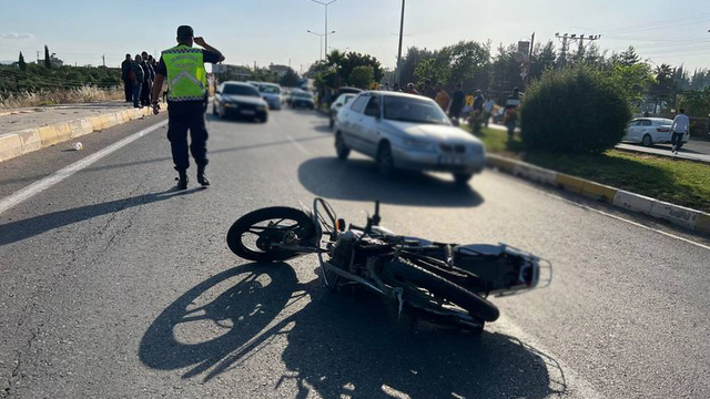 Otomobil ile motosiklet çarpıştı: 1 ölü, 3 yaralı
