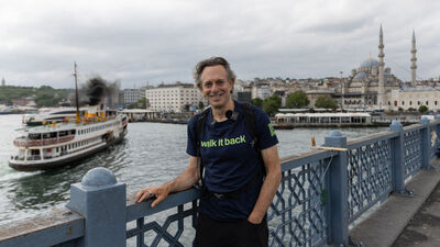 Londra'dan İstanbul'a 4 bin 250 kilometrelik yürüyüş!