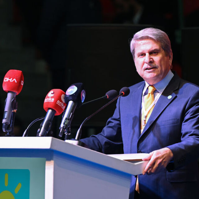 Aytun Çıray İYİ Parti'den istifa etti