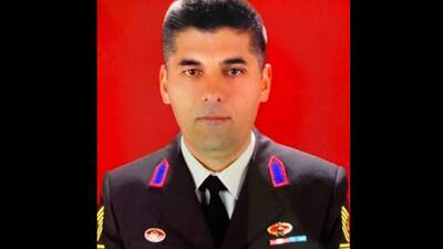 Jandarma karakol komutanı evinde ölü bulundu