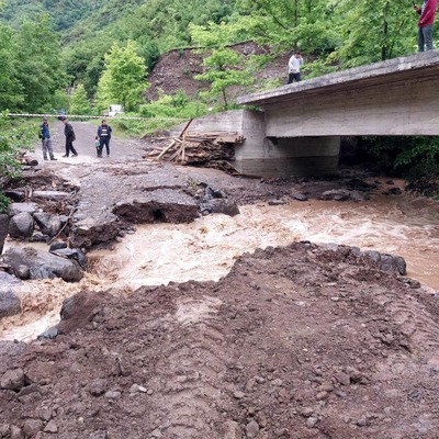 Tokat'ta ulaşım durdu! Ekipler alarma geçti
