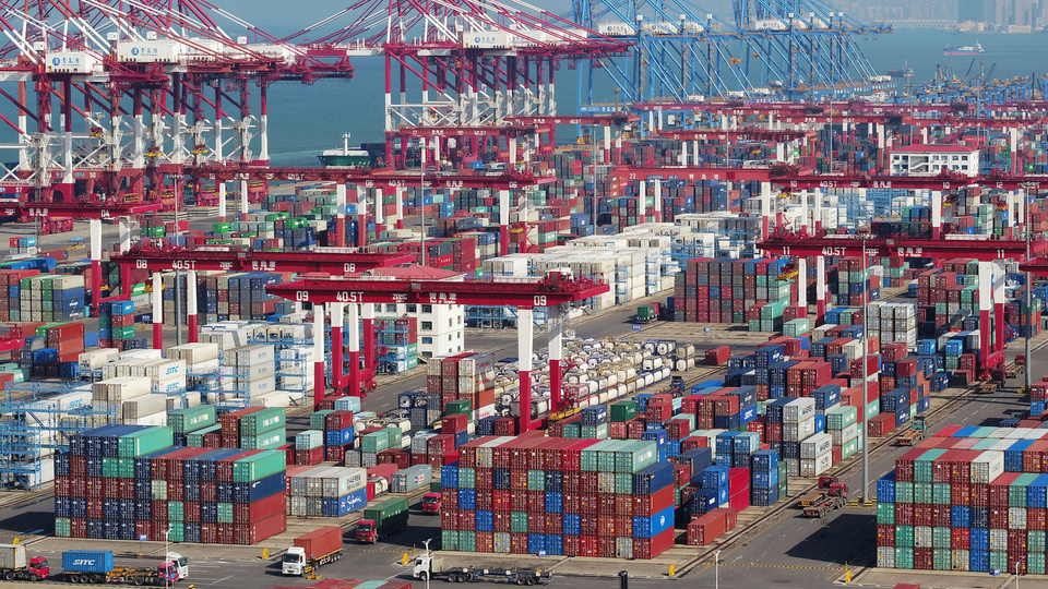 Çin'in ihracat ve ithalatı geriledi