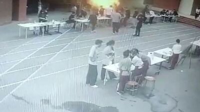 Deney yapıyorlardı! Bir anda patladı