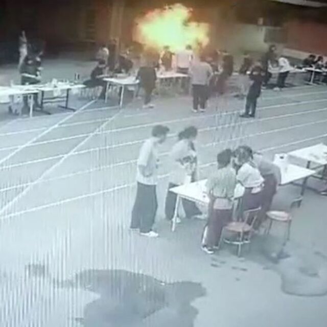 Deney yapıyorlardı! Bir anda patladı